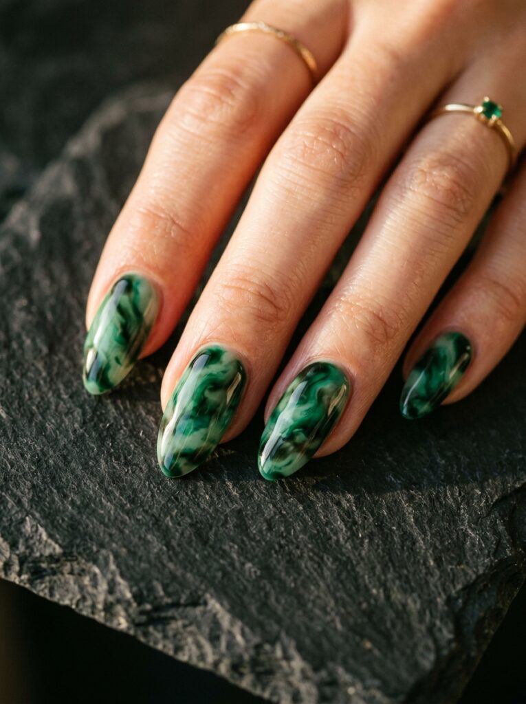 emerald and amber tortoiseshell nails